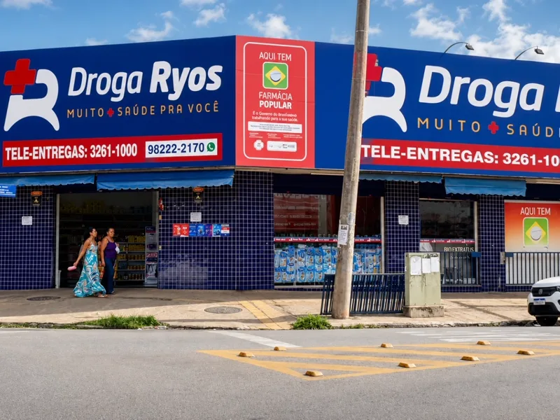 Fachada da Droga Ryos na Vila Nova, Goiânia